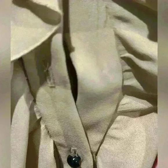 Vintage 1980s Ruffle Galore Blouse **No Tag**Fits Like‎ a Small** - Picture 9 of 12